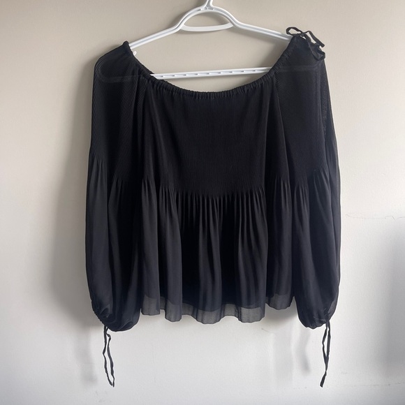 Wilfred Talence Blouse Off- shoulder top Black Small - Picture 2 of 5